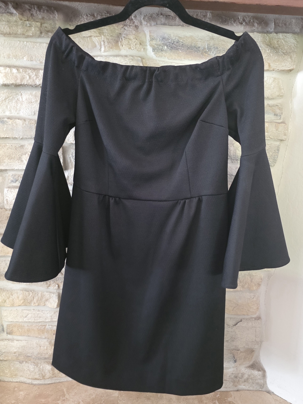 Trina Turk Black Off-Shoulder Bell-Sleeve Dress